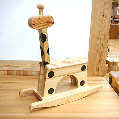 キリンの乗り物　12,600円