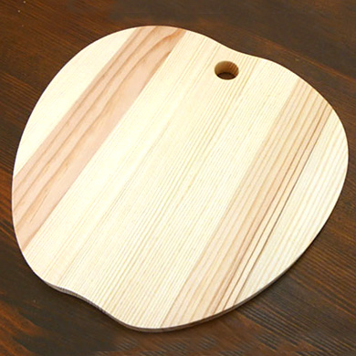 カッティング・ボード（りんご）　1,260円