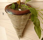 ワラ灰一輪挿し